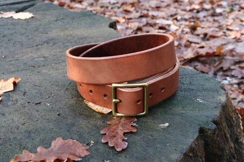 Belt made by Wild Forest Leather in saddle leather Niagara