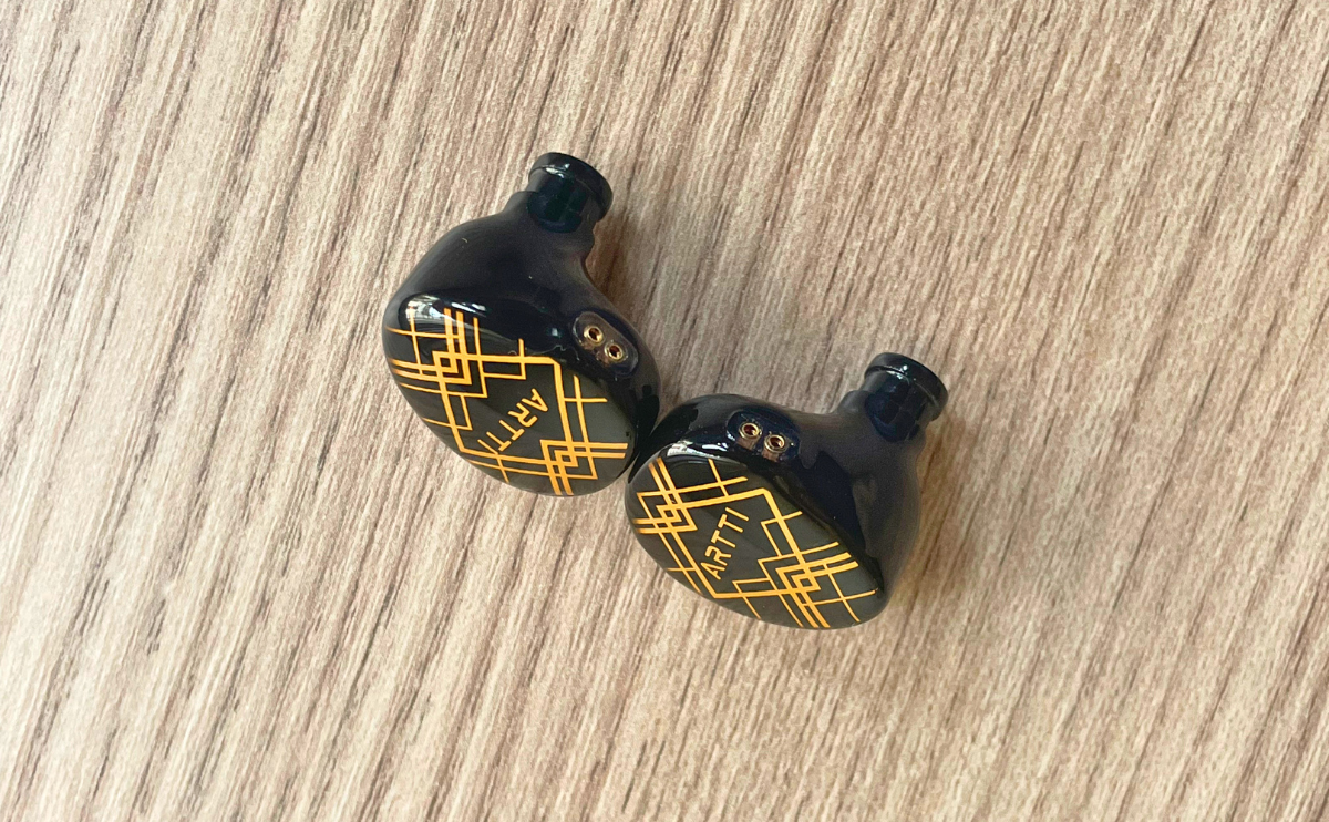 ARTTI R2 IEM Review