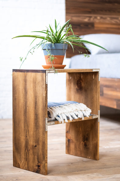 The Craftsmen - Barn Wood Style Bedside Table / End Table - Handmade i –  Urban Billy