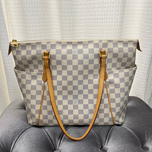 LOUIS VUITTON Damier Azur Favorite MM 1297549