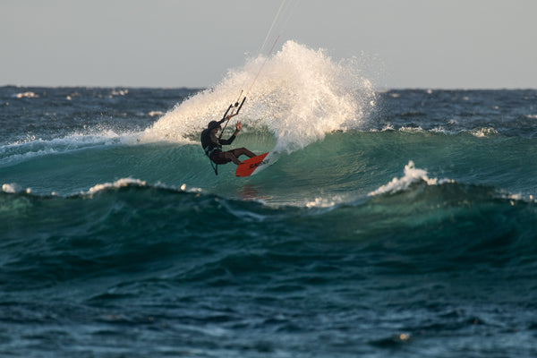 Juan Pablo Tron Kite Surfing Cloud Breaker