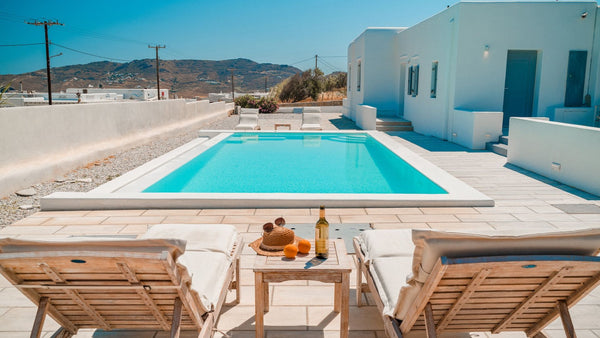 Poolside cocktail party