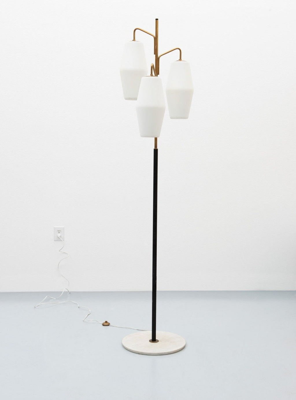 Piket beeld kop Elegant Floor Lamp Model 4052 by Stilnovo, Italy, 1960s – Hunt Modern