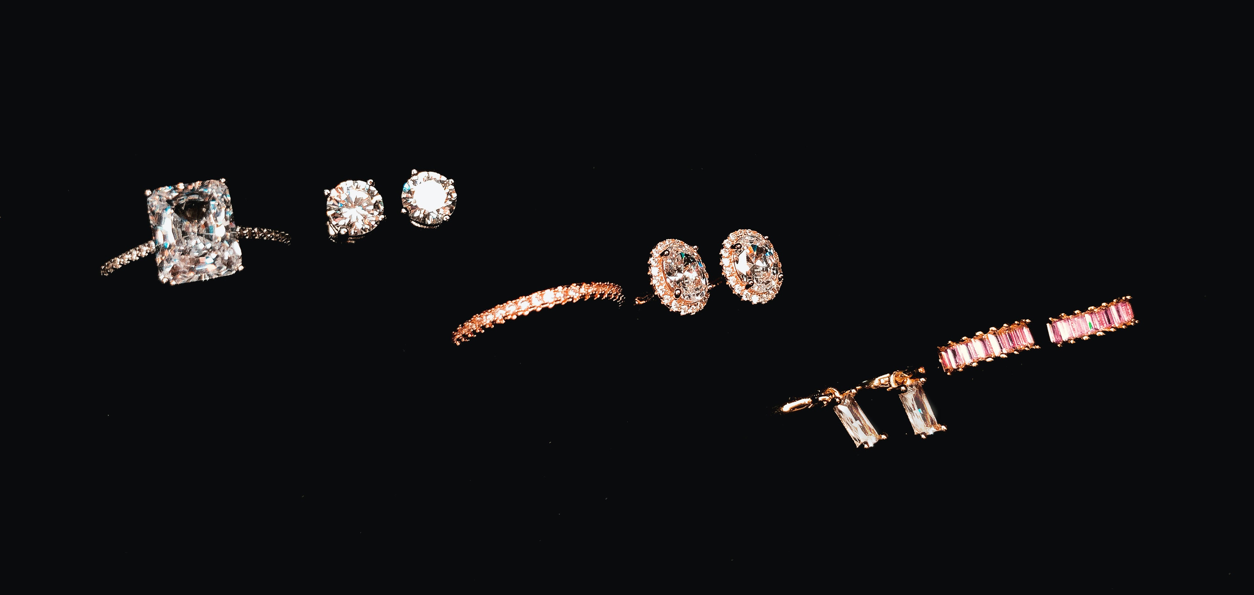 Jewelries on a jewelry organiser