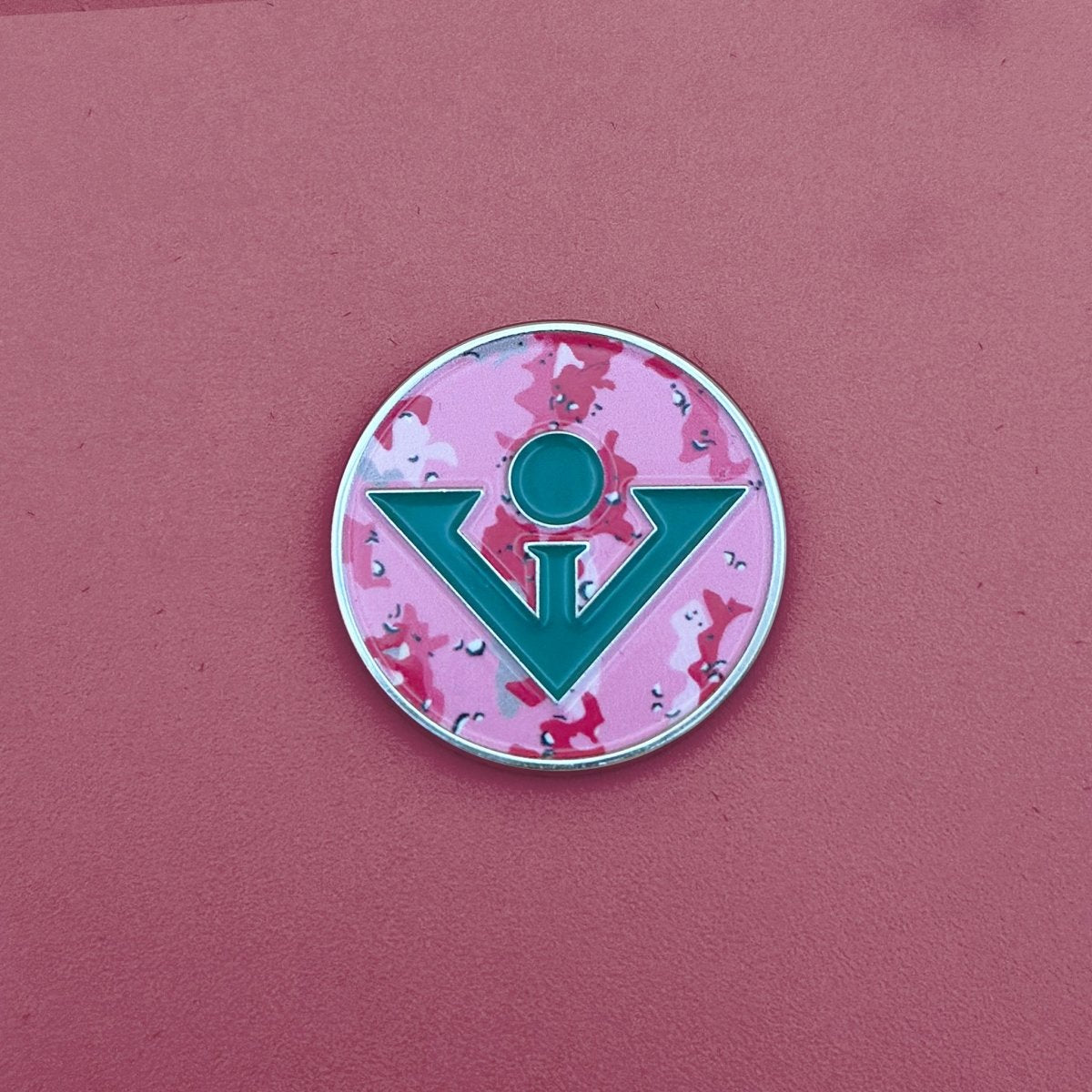 blushcamogolfballmarker 1