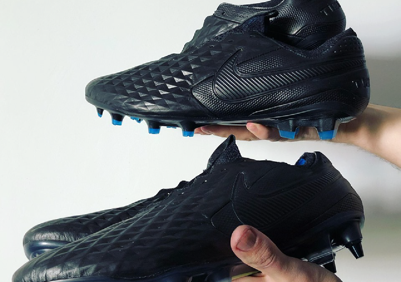 Blackout Football Boots | Elite Custom Modifications TOOTS