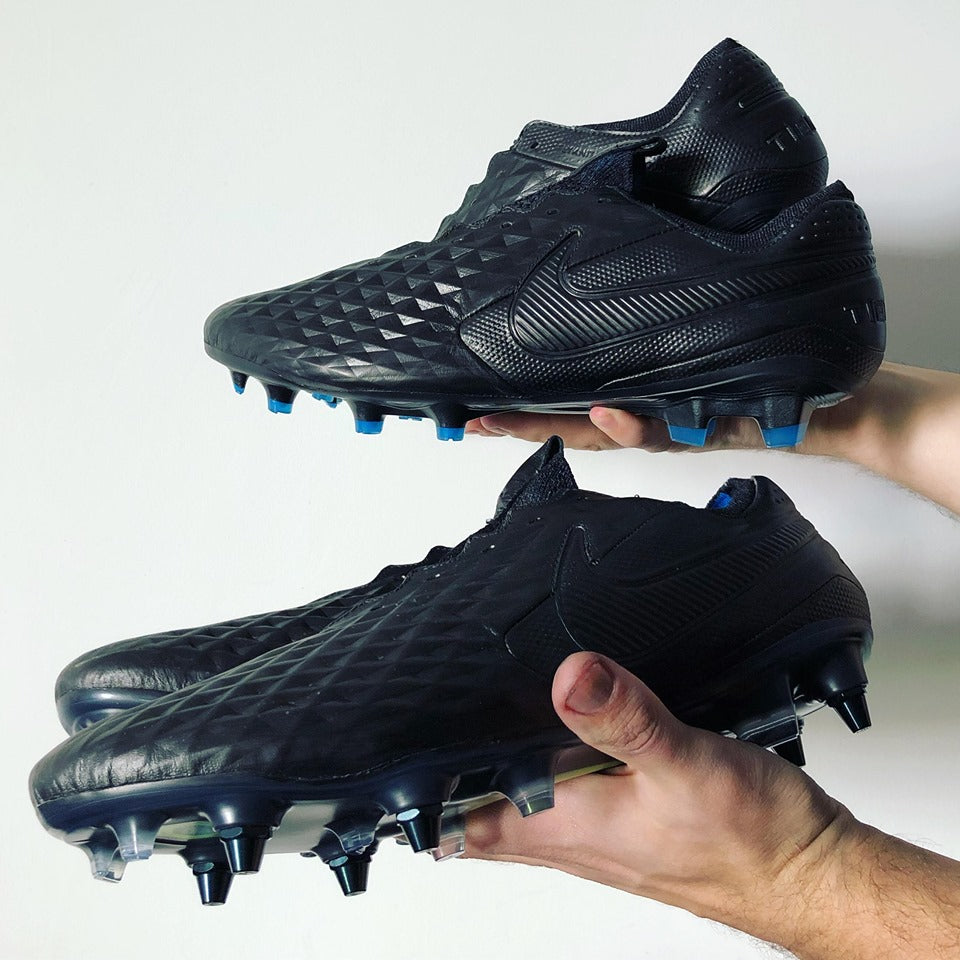 football boots blackout kit