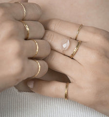 Stacked rings gold 