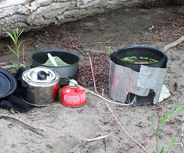 camping stove with windscreen