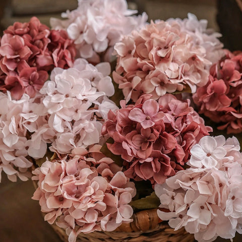 Silk Hydrangeas by Allthingscurated are made of premium quality silk that feature realistic looking flowers that are perfect for home décor and wedding venue decoration. Create a stunning display with 8 lovely colors available and add a touch of beauty and elegance to any space.