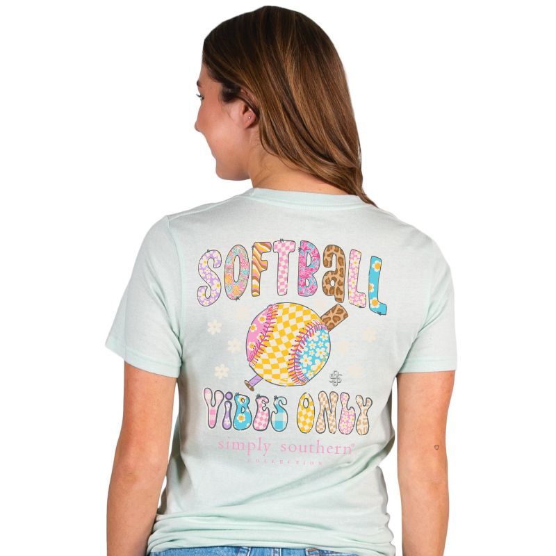 https://cdn.shopify.com/s/files/1/0423/1713/products/SS-SOFTBALL-BREEZE_1600x.jpg?v=1676518700