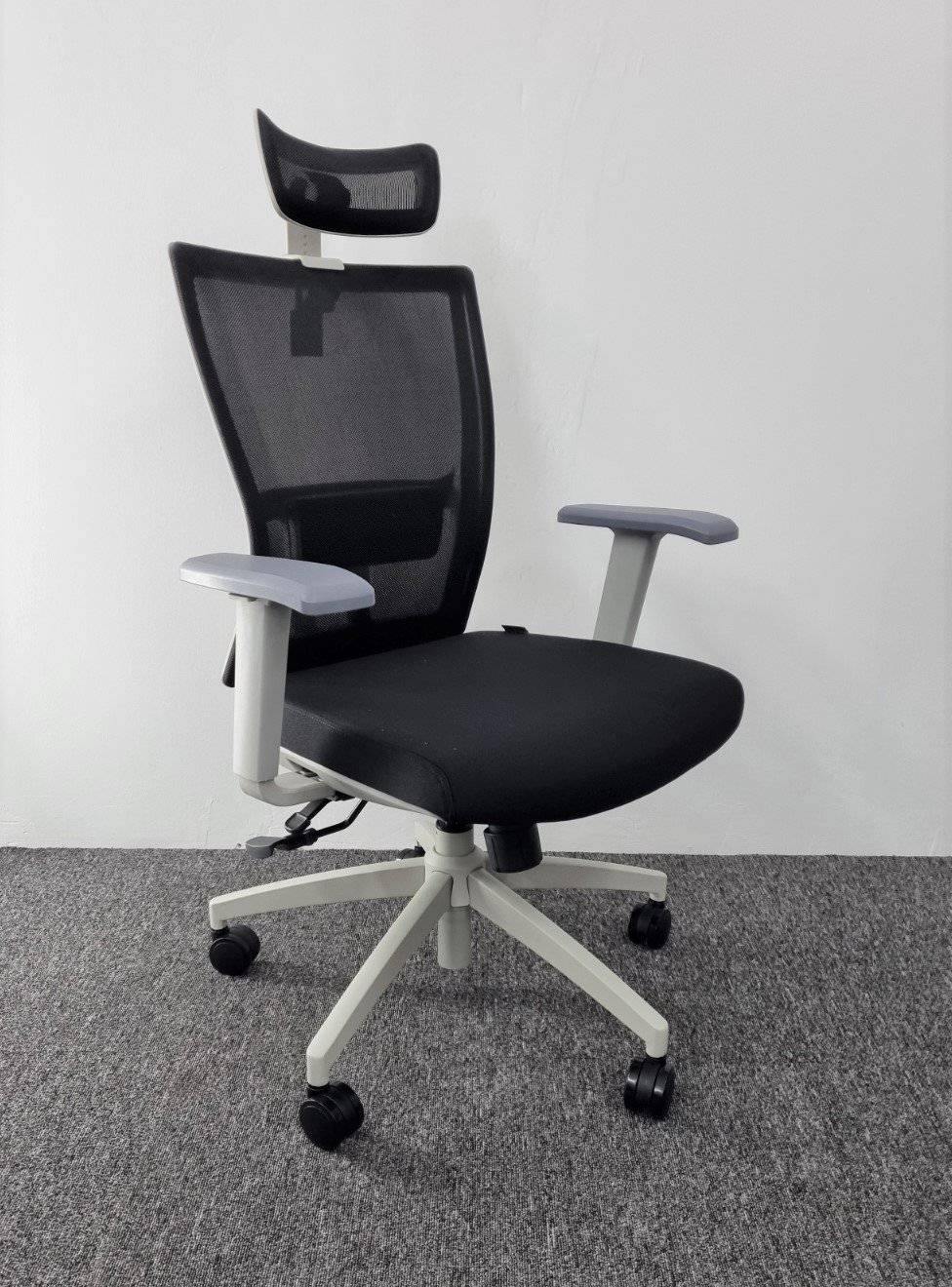 black executive chair