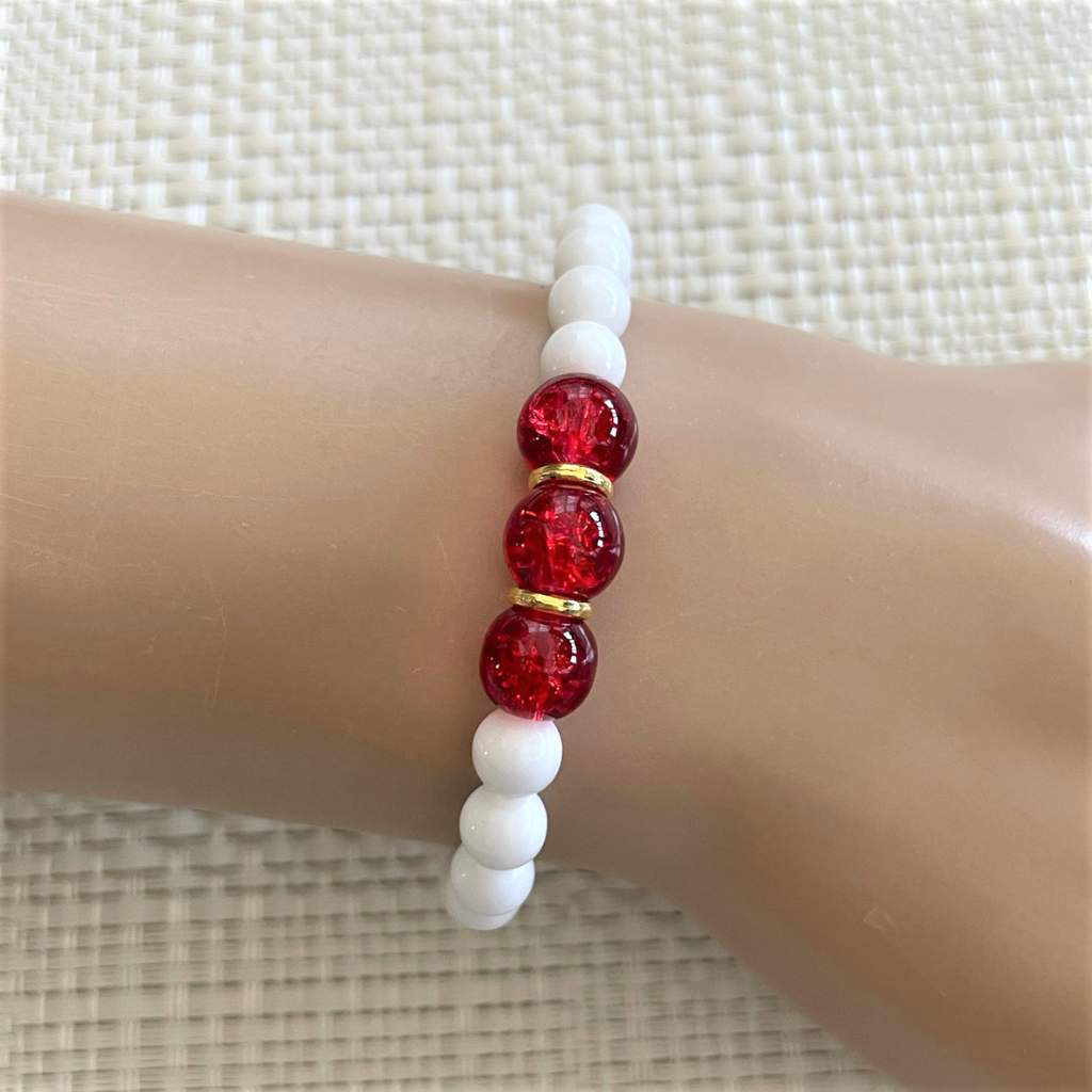 Buy the White and Red Beaded Bracelet | JaeBee Jewelry