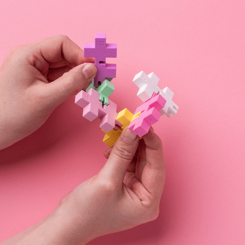 Hexel Bubblegum opens and closes so you can create all sorts of shapes