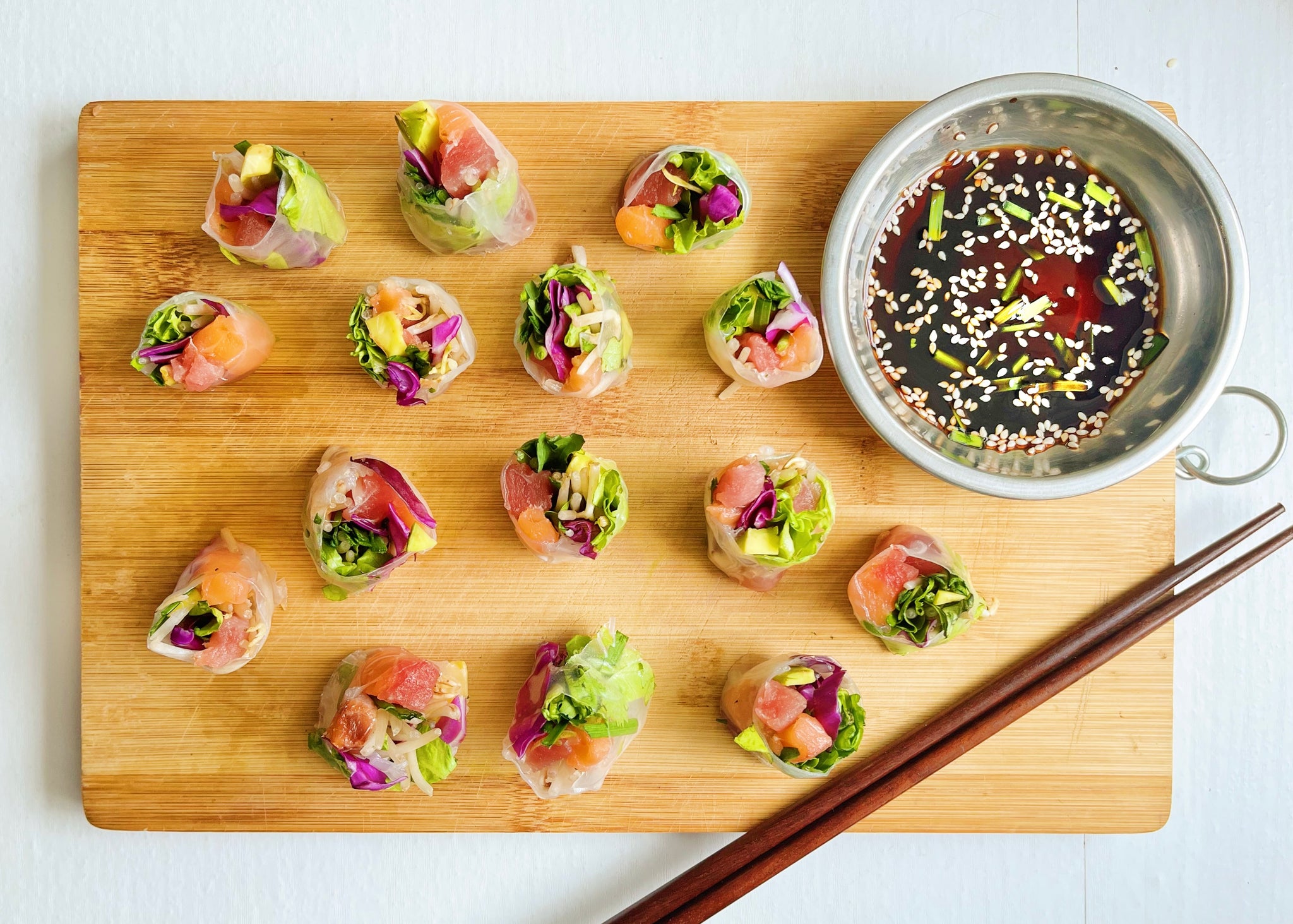 Tuna and Sashimi rolls with Japanese soy sauce