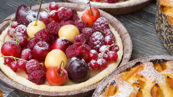 Red fruits pie