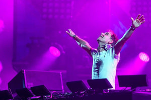 Armin Van Buuren Yearly A State of Trance Shows DJ-Sets SPECIAL COMPILATION (2013)