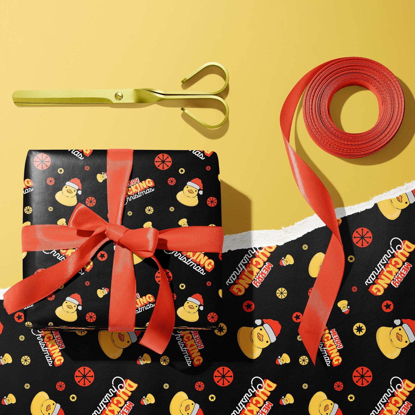 Harlow & Thistle : Gift Wrapping Ideas for Christmas: Black paper