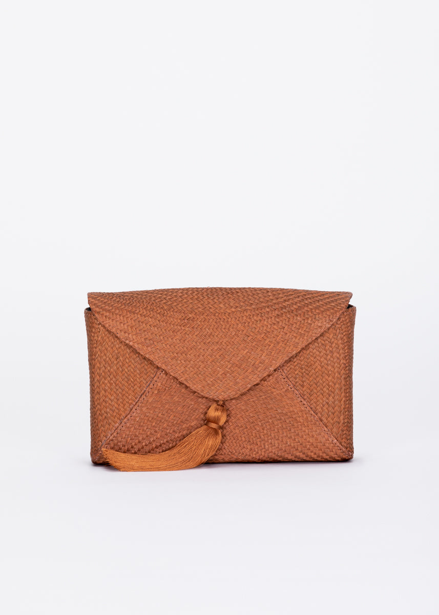 Effortlessly take the Cassia Pouch wherever you want to go. Now at