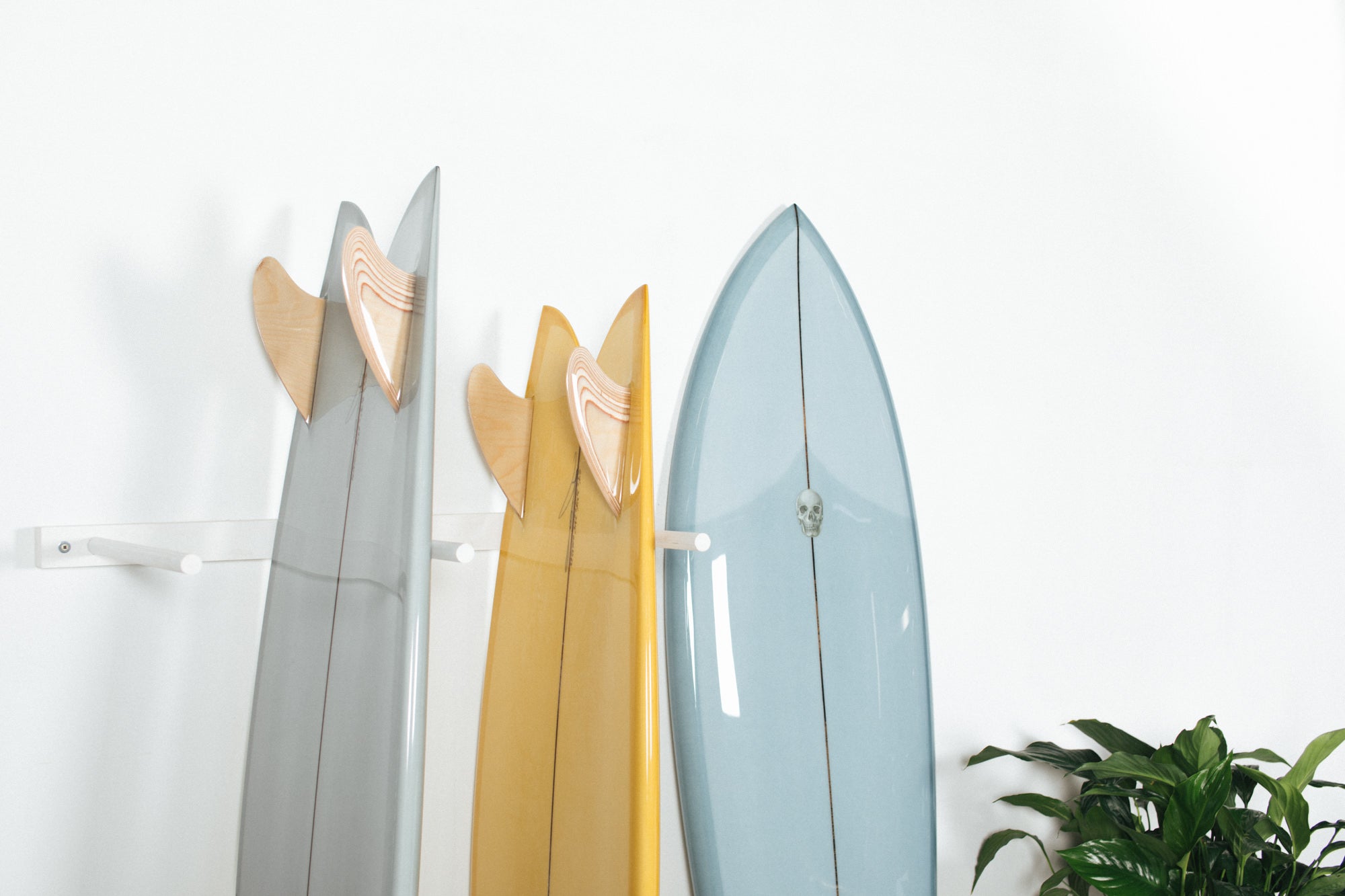 Glass on Fin Set Up at Pukas Surf Shop