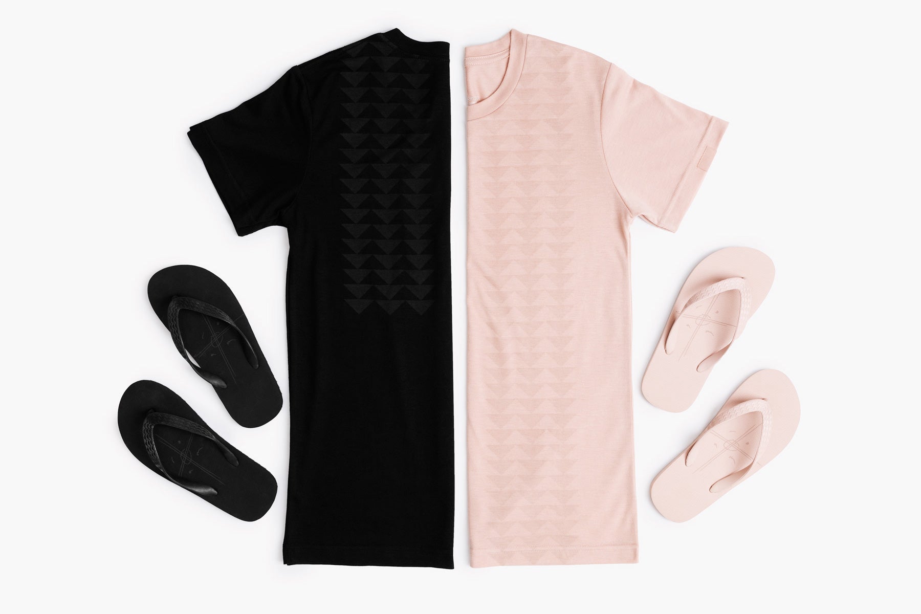 The so ill x on the roam dirty pink nokoa tee is shown with the Kanaka sandals