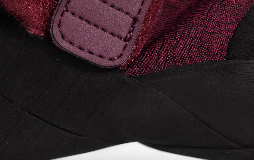 So iLL New Zero Pro Climbing Shoe close up of split middle sole