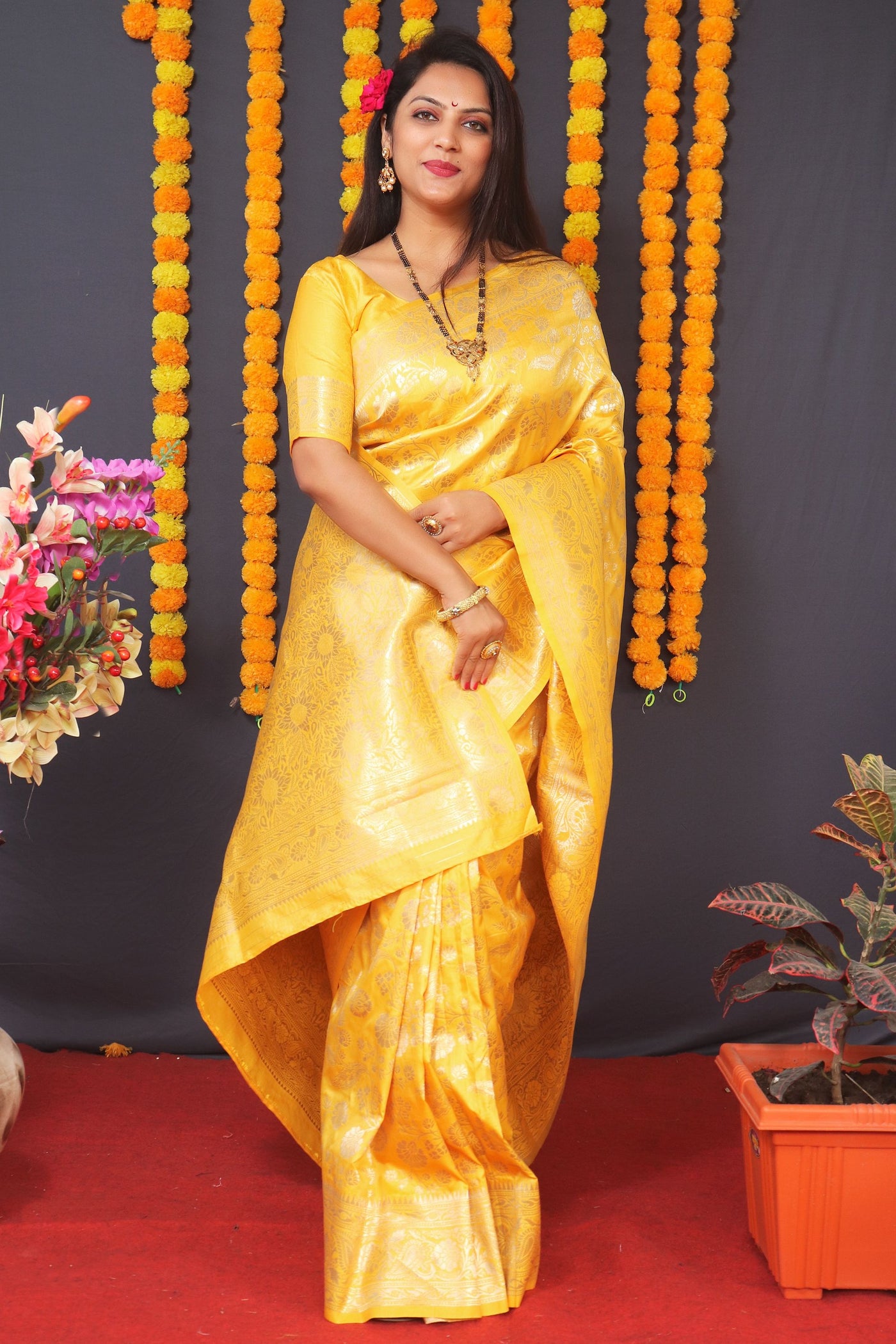 Favorable Yellow Color Zaal Pattern Woven |Banarasi Saree |Kotasilk