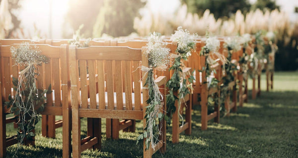 Bohemian chic wedding decoration inspiration for weddings in the fall