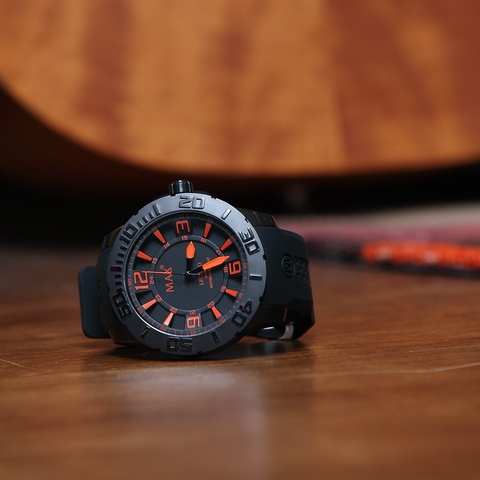 オランダ製　MAX47mm腕時計
