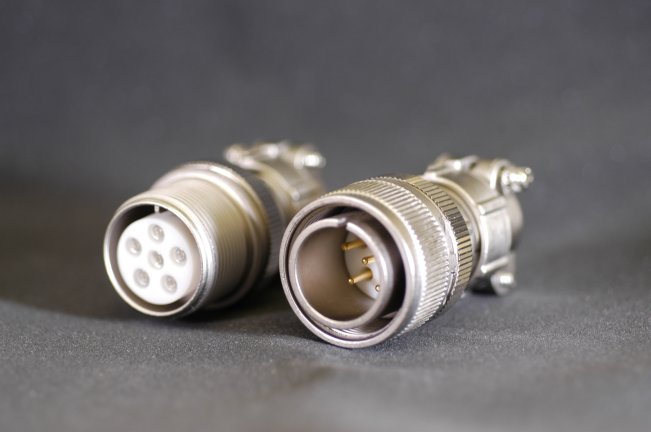 High-Temperature Heat-Resistant Connectors | 6-Pin in-Line Connector Heat-Resistant up to 200 °C (428 ℉)