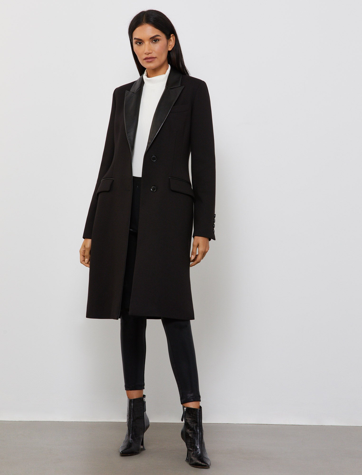 Beatrice Blazer Coat with Leather Collar BCBGMAXAZRIA 58 off