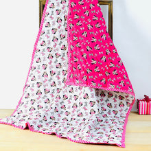 Load image into Gallery viewer, Reversible Character Quilt- Disney- Pink &amp; White
