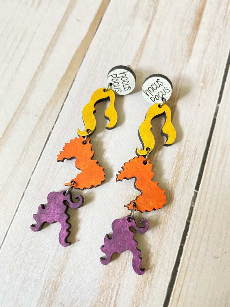 Hocus Pocus I Smell Children Dangle Earrings