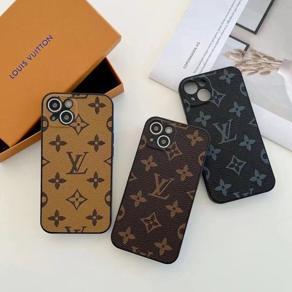 Louis Vuitton iPhone 13 Pro Max Wallpaper