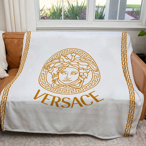 Red Versace blanket ROSAMISS STORE MY luxurious home