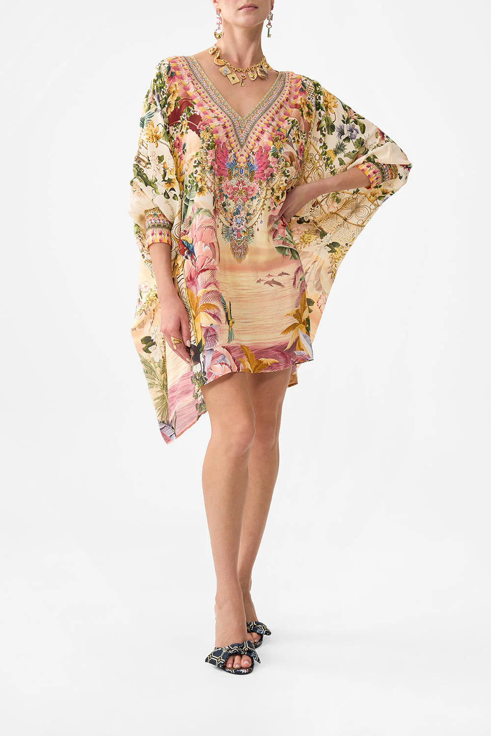 Short Kaftan With Cuff Welcome To The White Lotus   Camilla