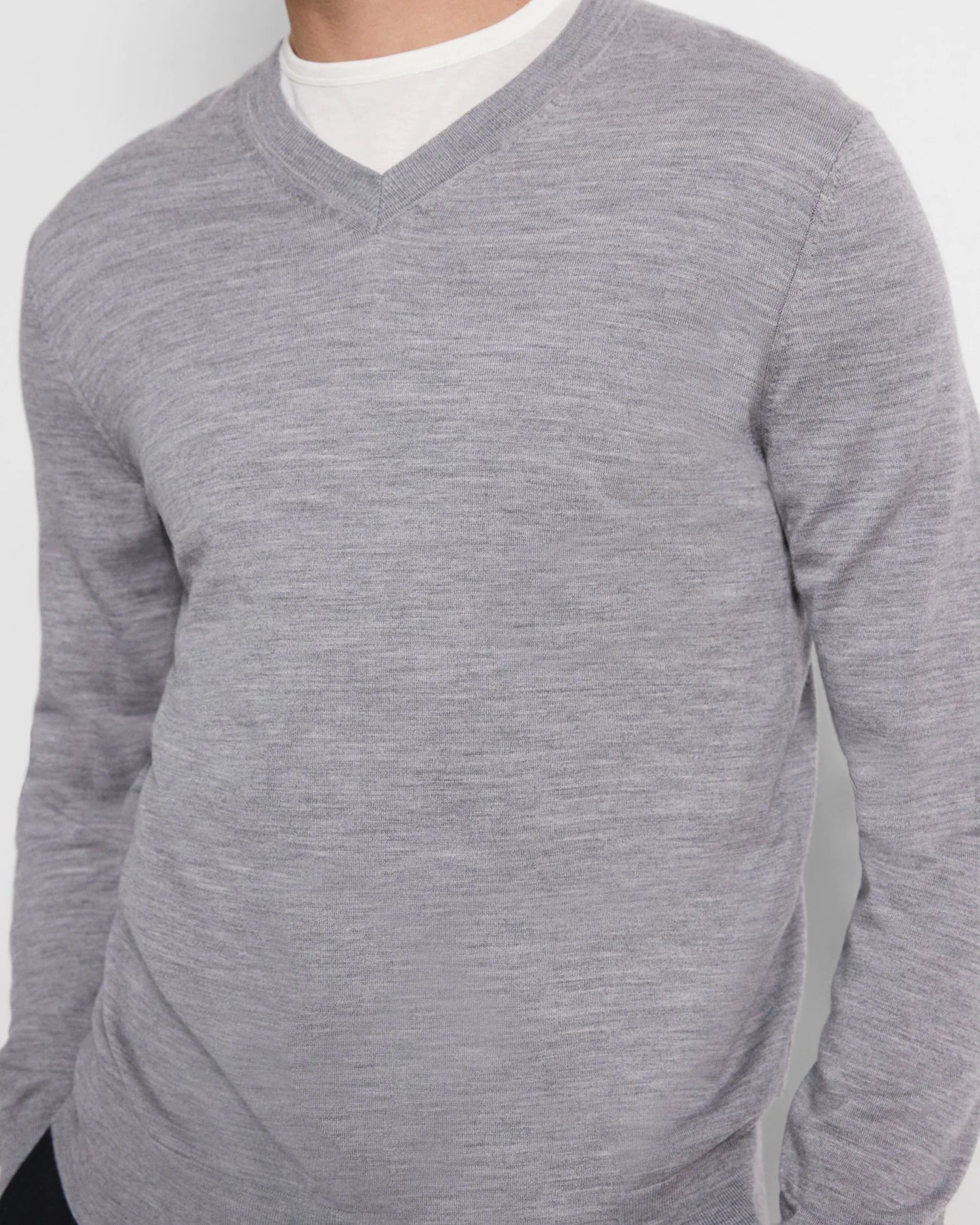 Opsommen Document Wetland Regal Wool V-Neck Sweater - Theory – Jackie Z Style Co.