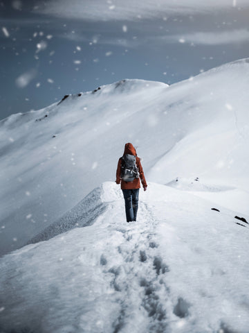 winter hiking survival tips outdoor adventure