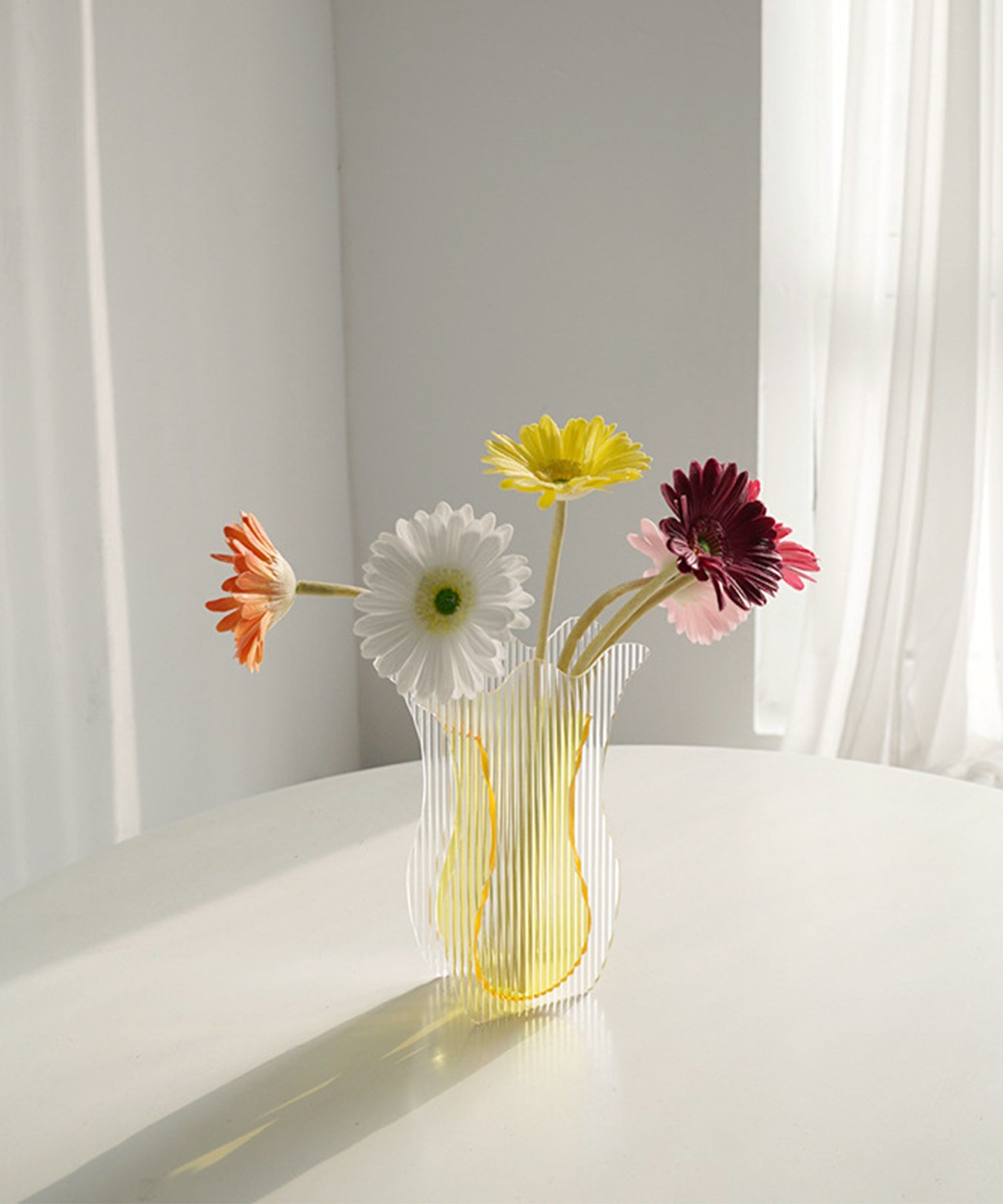 イイノナホ 花瓶 フラワーベース - 花瓶