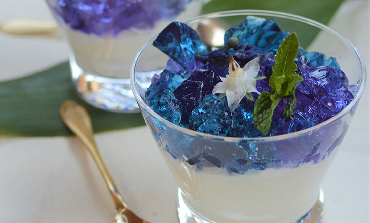 ?これからの季節にピッタリなデザート?青と紫のキラキラがきれいな紫陽花ゼリー