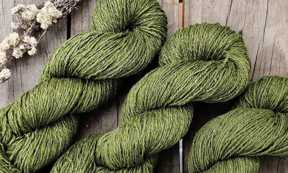 Natural dyed Eri Silk yarn for knitting and crochet