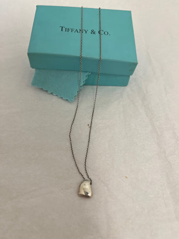 LOUIS VUITTON Inclusion Heart Necklace Pomme d'Amour 204820