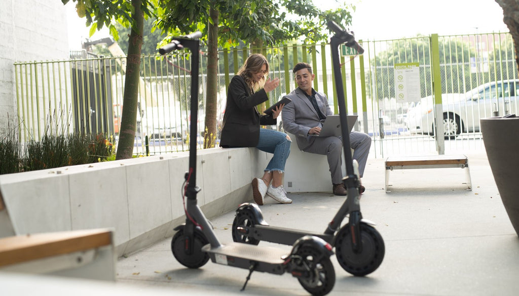 Mastering the Art of Parking E-Scooters Essential Tips for Responsible and Considerate Riders