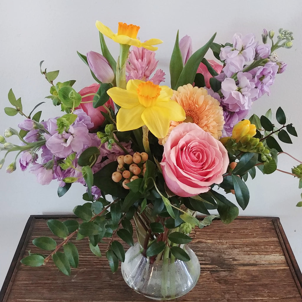 Spring Fragrance – Ithaca Flower Shop