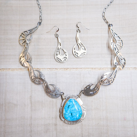 Kingman Turquoise Necklace with Intricate Silverwork