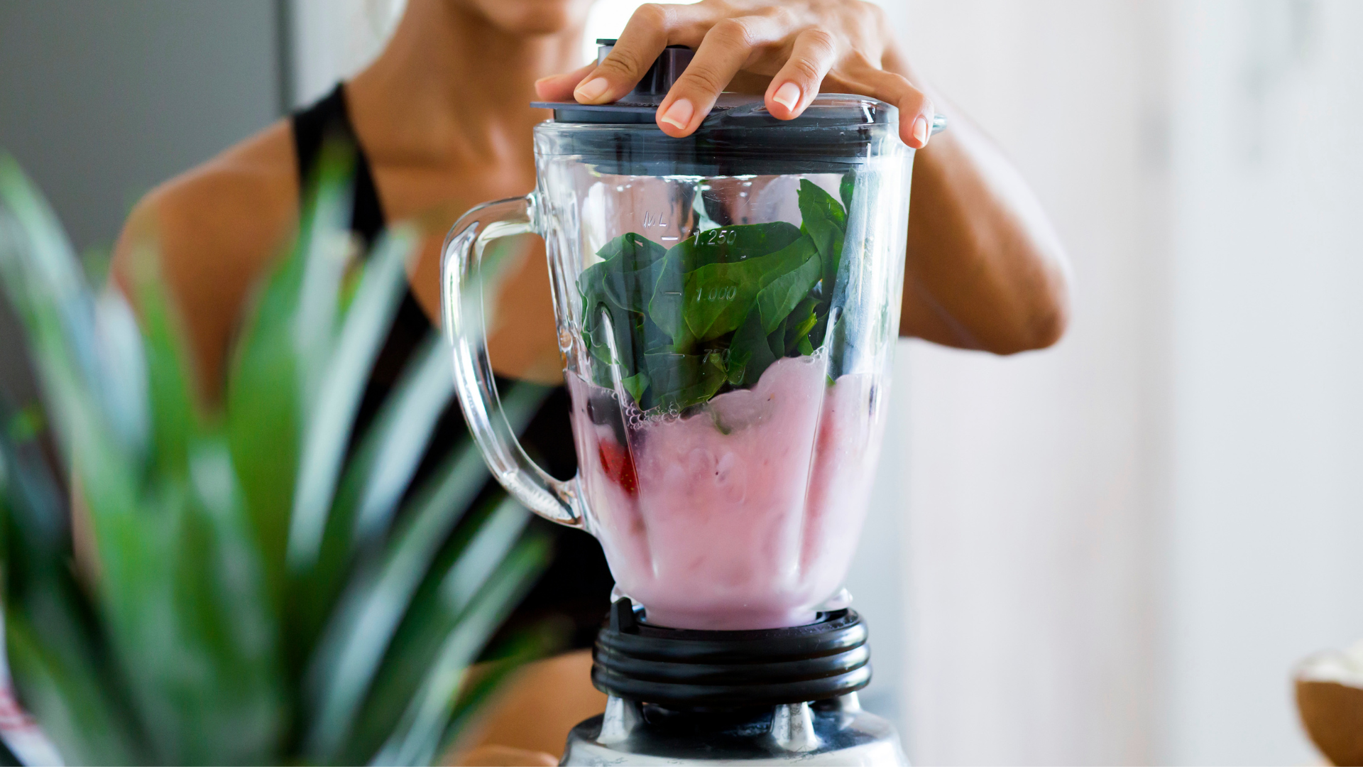 Batido proteico, nutritivo e refrescante para depois do treino