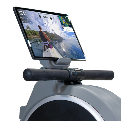 Screen to compete against other people on the BH Fitness i.Thames rower