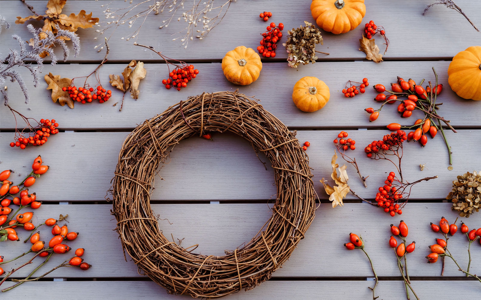 How to Make A Fall Wreath to Decorate Your Home