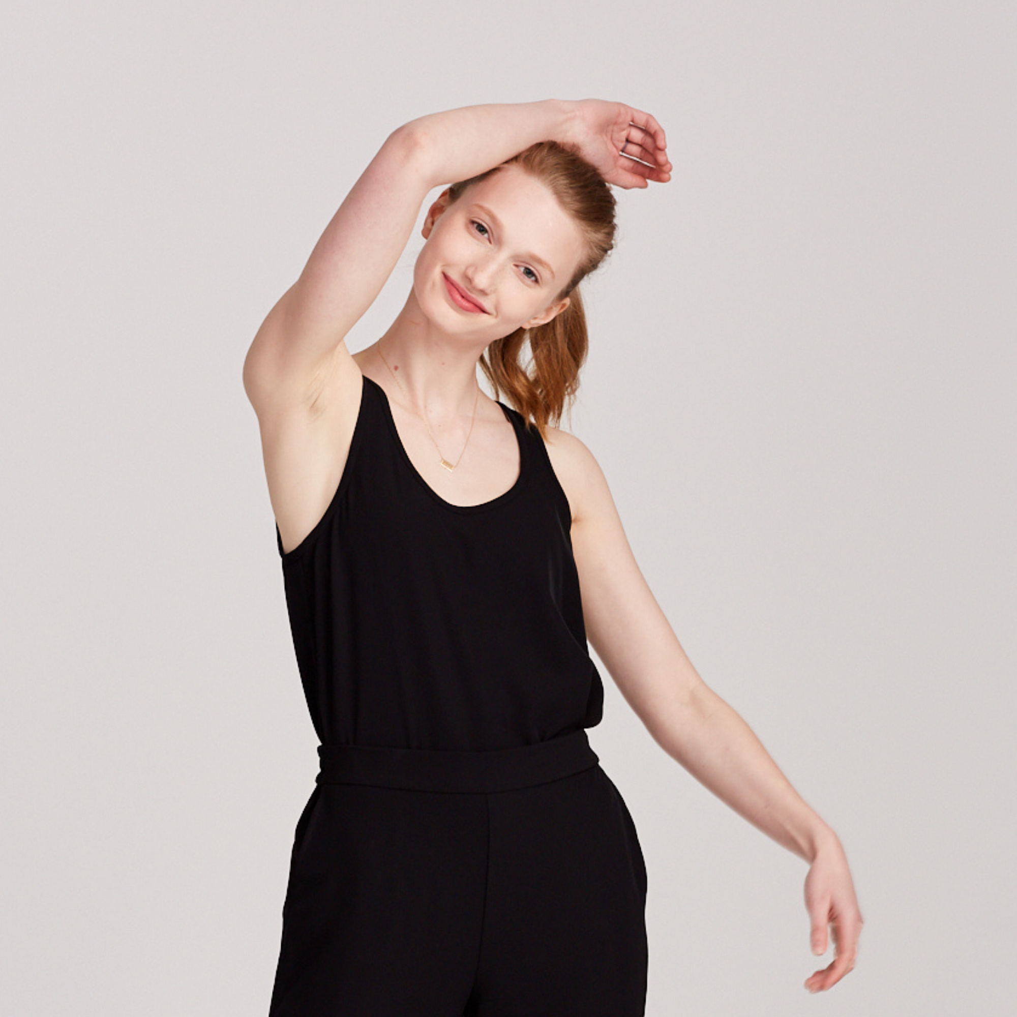 BRASS CATCHERS | Sleeveless Top