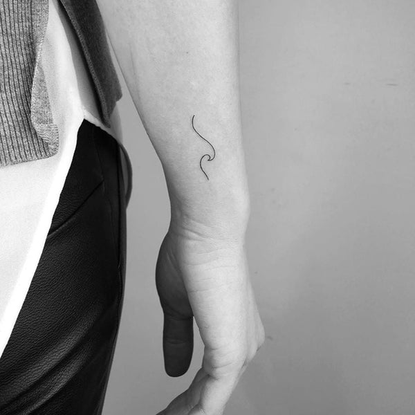 38 Unforgettable Minimalist Matching Tattoos To Get With Your Person